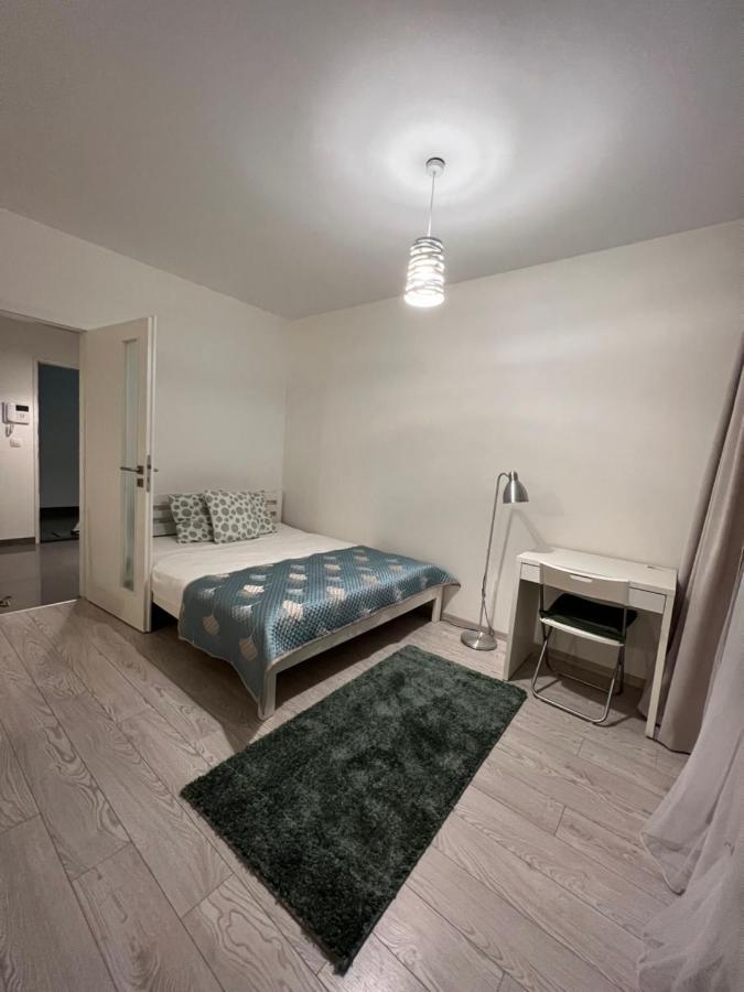 Free Parking In Garage Karolina Plazza, New Cosy Studio With All You Need براغ المظهر الخارجي الصورة