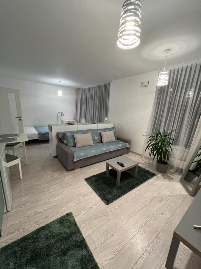 Free Parking In Garage Karolina Plazza, New Cosy Studio With All You Need براغ المظهر الخارجي الصورة