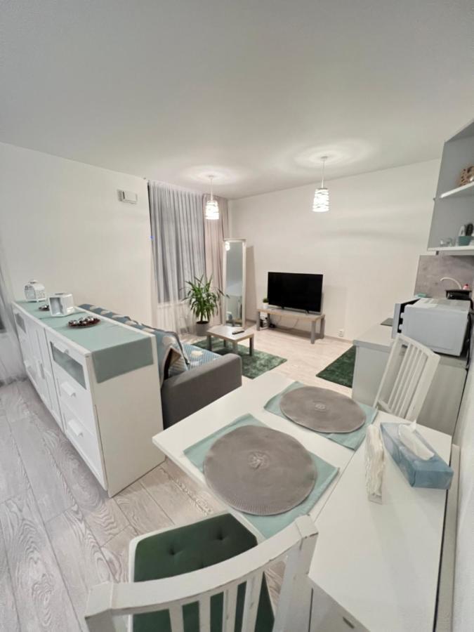Free Parking In Garage Karolina Plazza, New Cosy Studio With All You Need براغ المظهر الخارجي الصورة